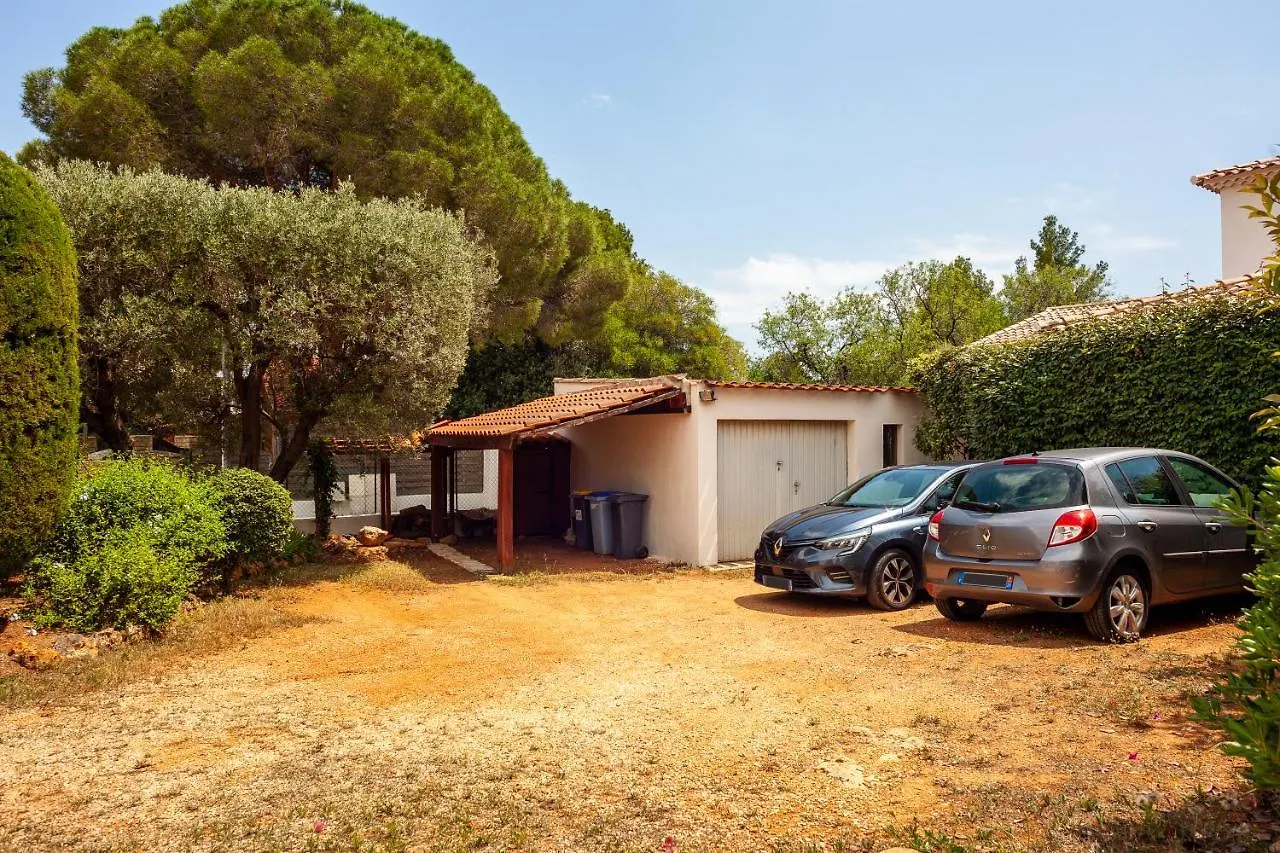 Maison Bord De Mer Piscine Et Clim Bandol